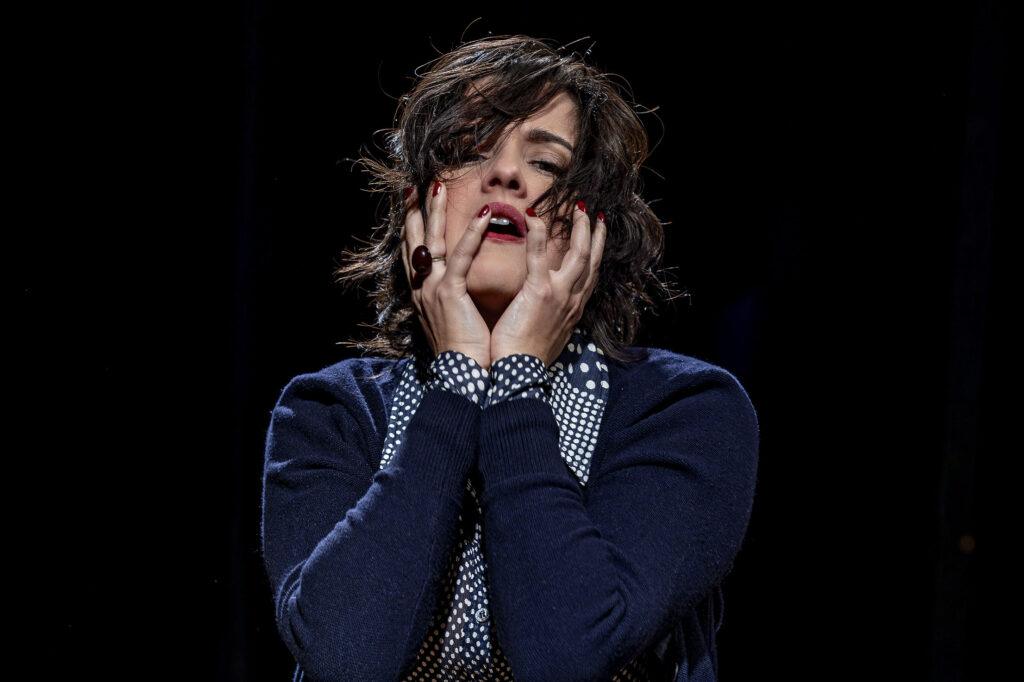 Clara Carvalho dirige Hedda Gabler