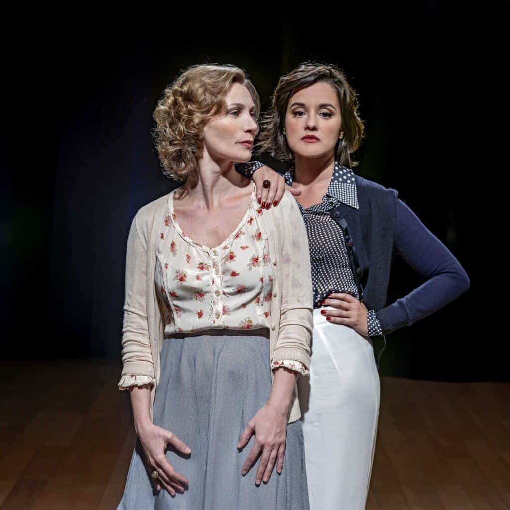 Clara Carvalho dirige Hedda Gabler