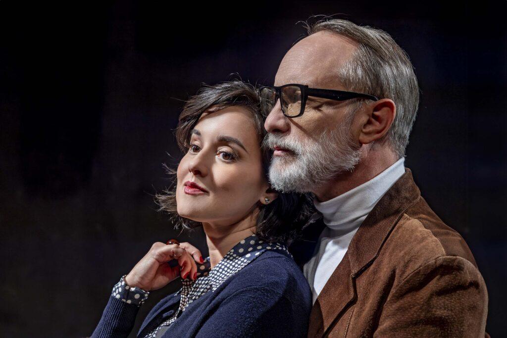 Clara Carvalho dirige Hedda Gabler