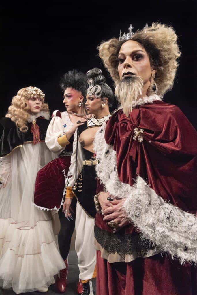 Drag queens e Shakespeare se encontram
