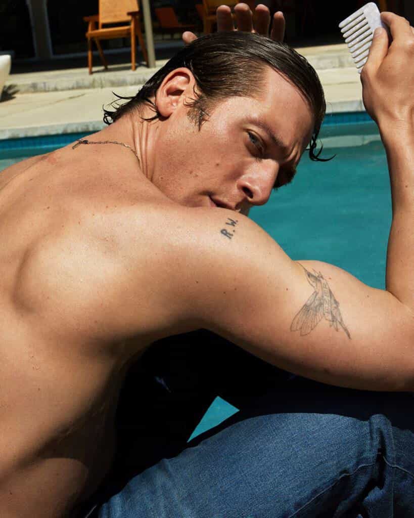 Calvin Klein lança nova campanha