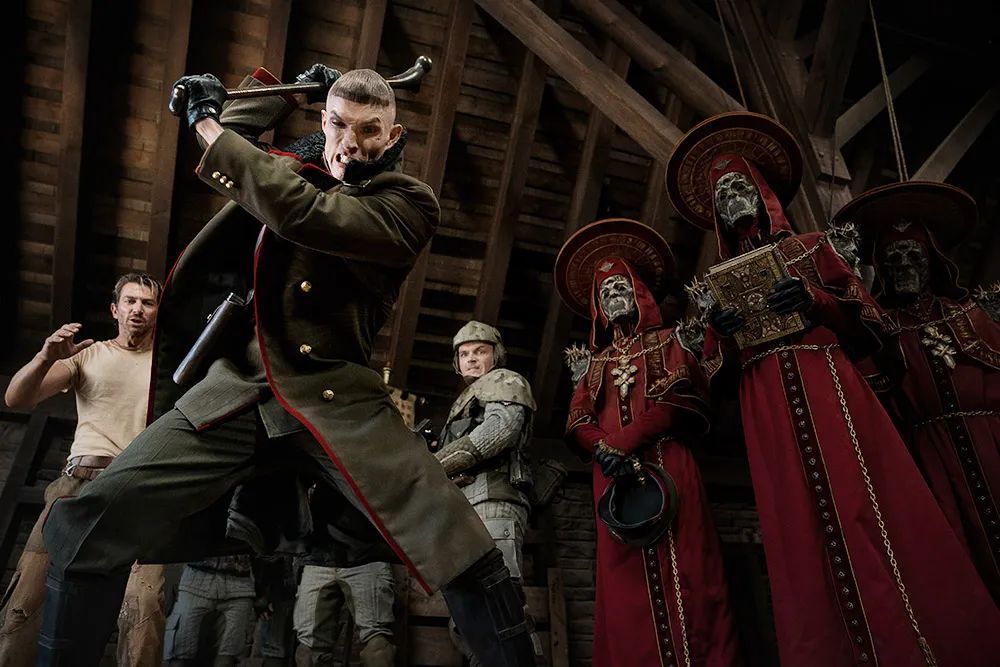 Ed Skrein como Atticus Noble em Rebel Moon / Clay Enos - Netflix