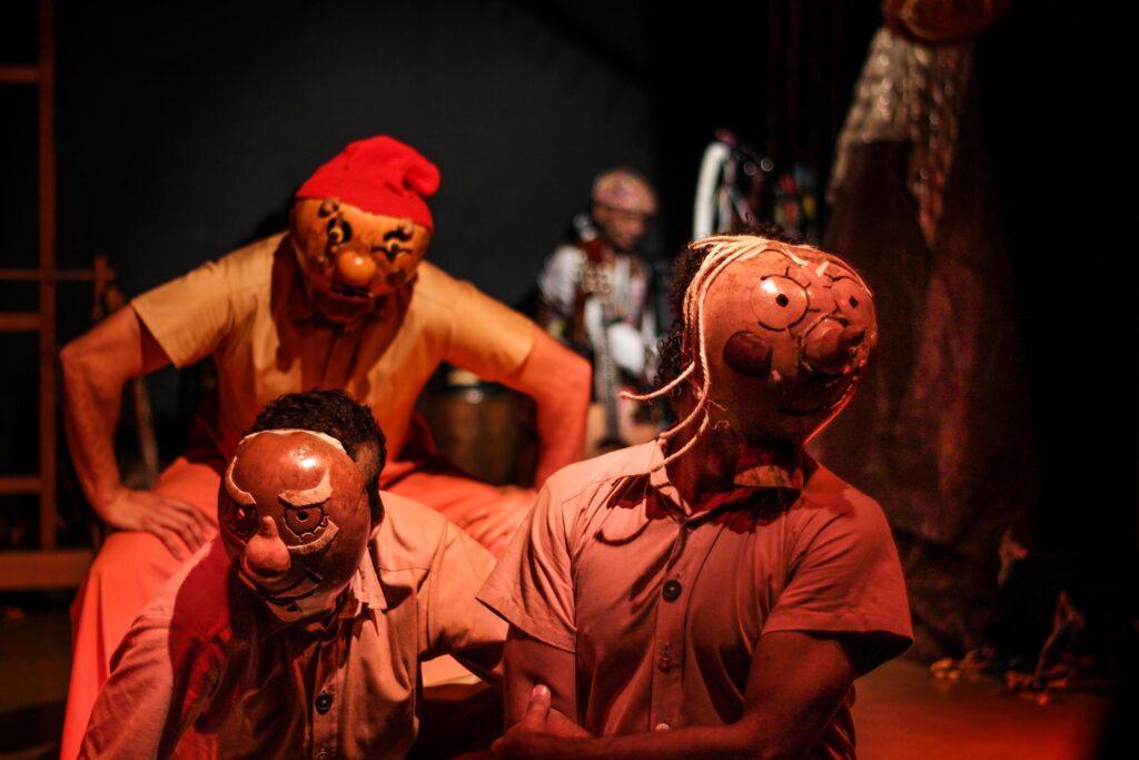 Teatro, música, documentário e diversos coletivos