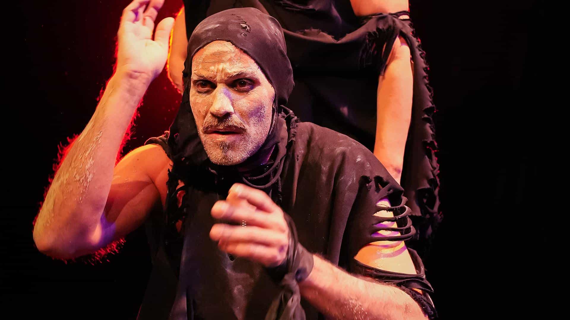 Um Céu de Assombro no Teatro Cacilda Becker