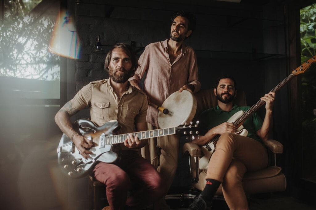 Piloto Astral lança álbum "Agricultura Celeste"