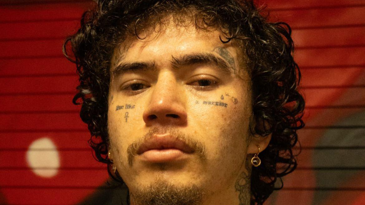 Whindersson Nunes encara indiano em luta