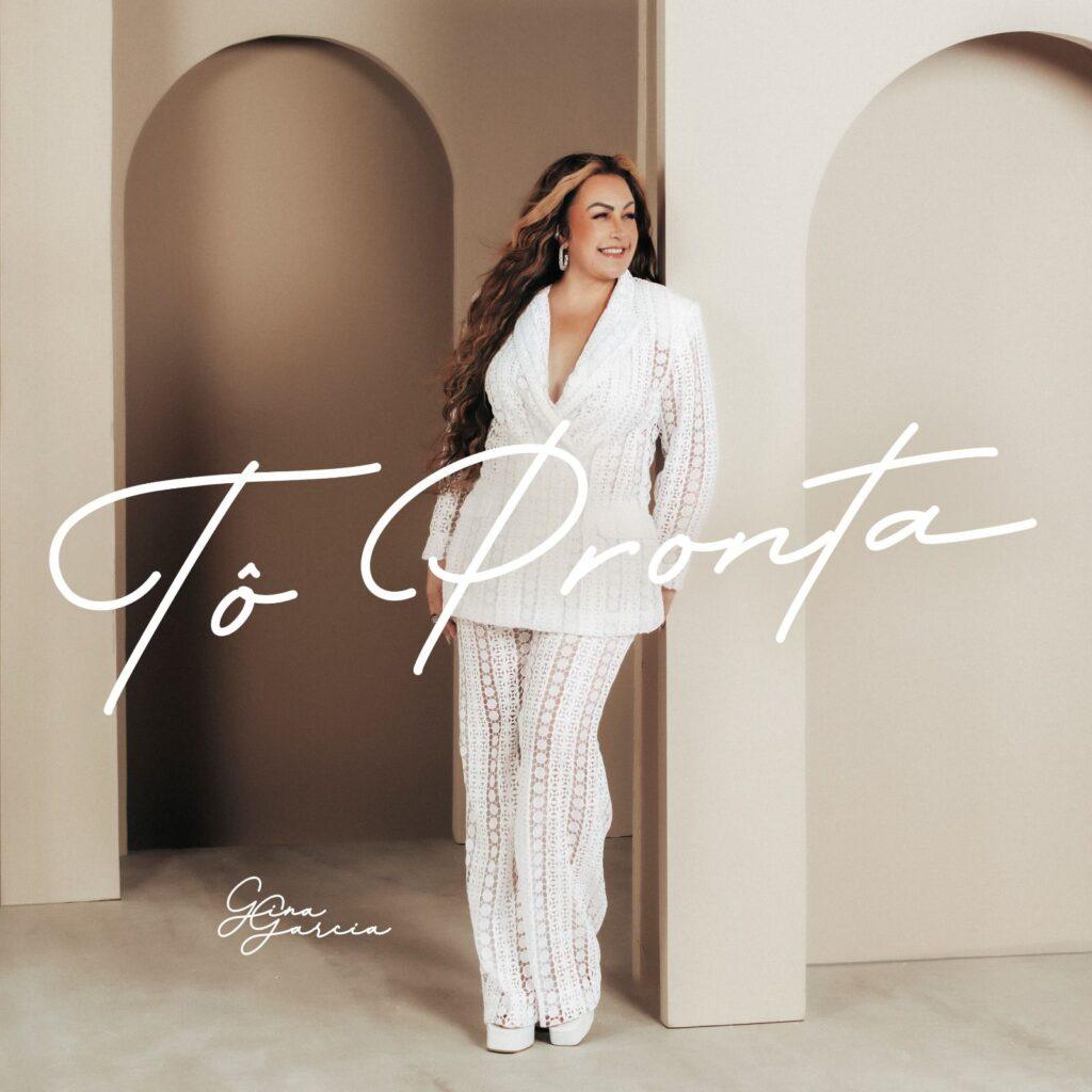 Gina Garcia divulga primeiro álbum