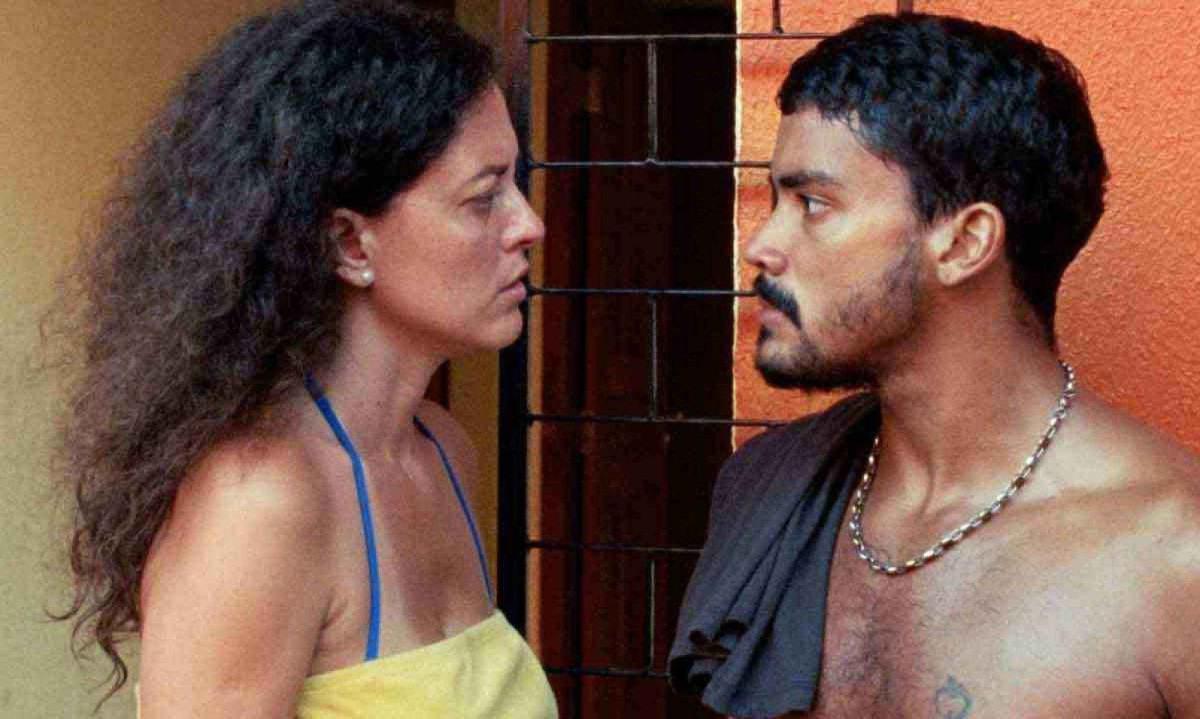 Nataly Rocha e Iago Xavier em "Motel Destino" / Divulgação