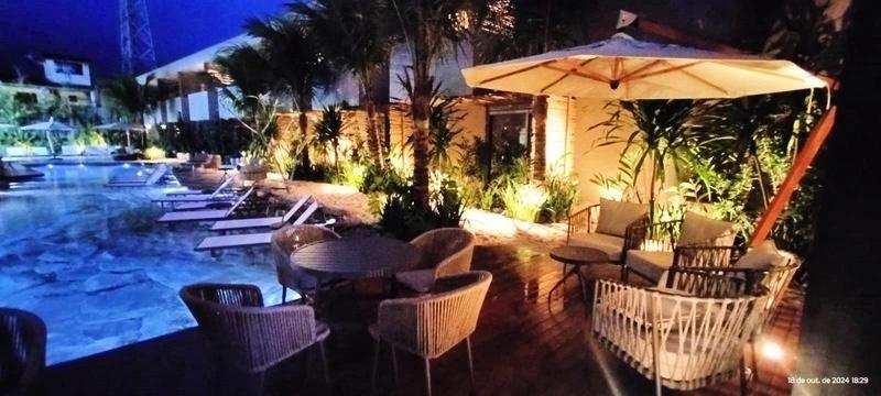 Duke Beach Hotel Maresias com praia privativa