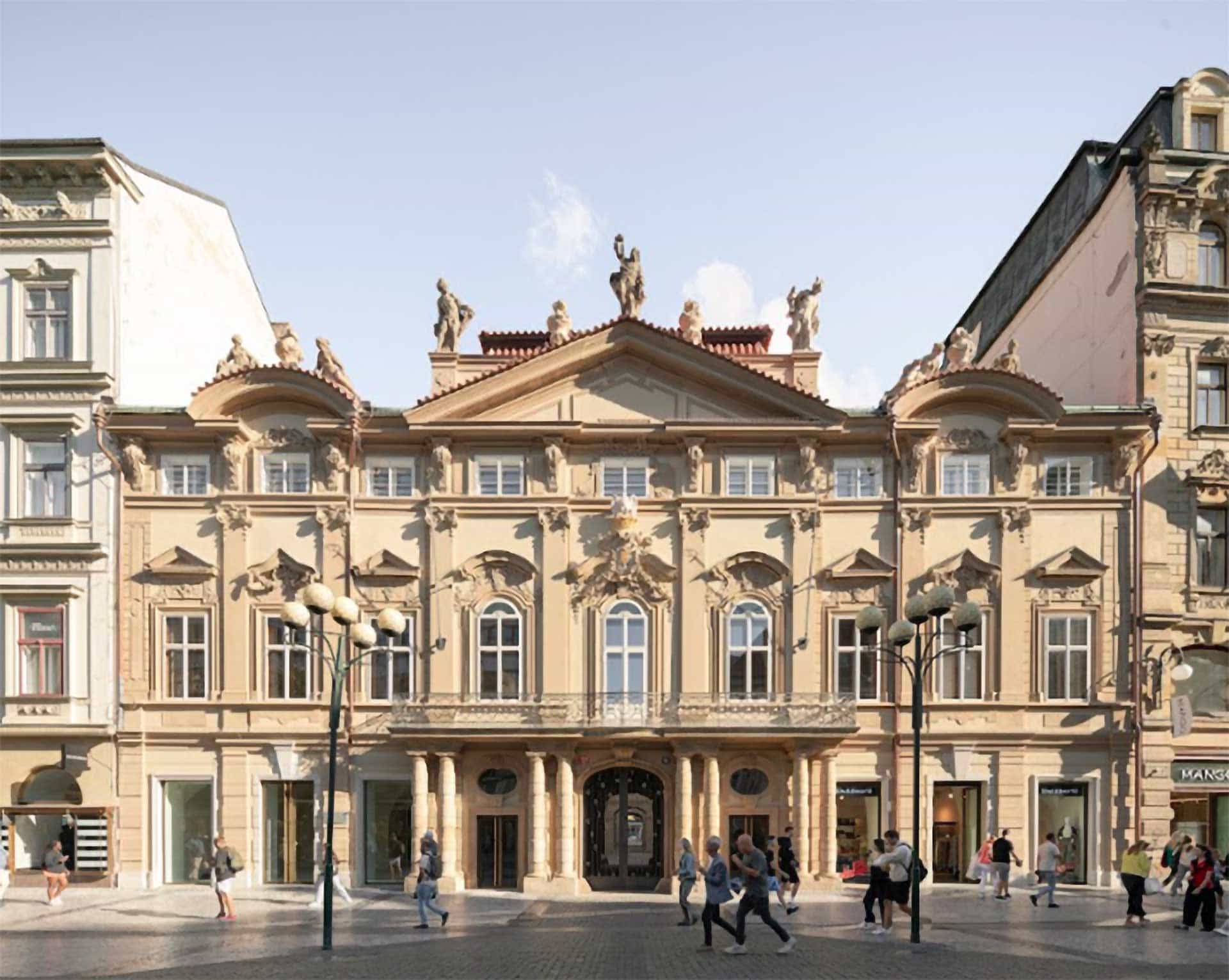 Palác Savarin, rua Na Příkopě, Praha. Fotografie © Crestyl