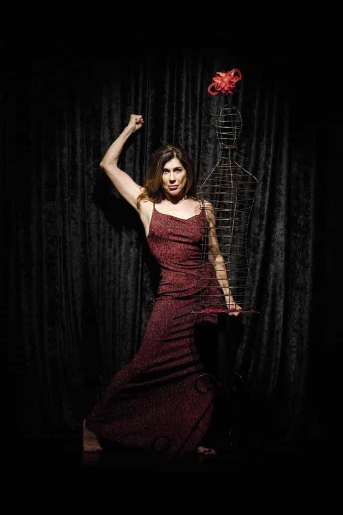 Da Puberdade à Menopausa, estrelada por Angela Dippe