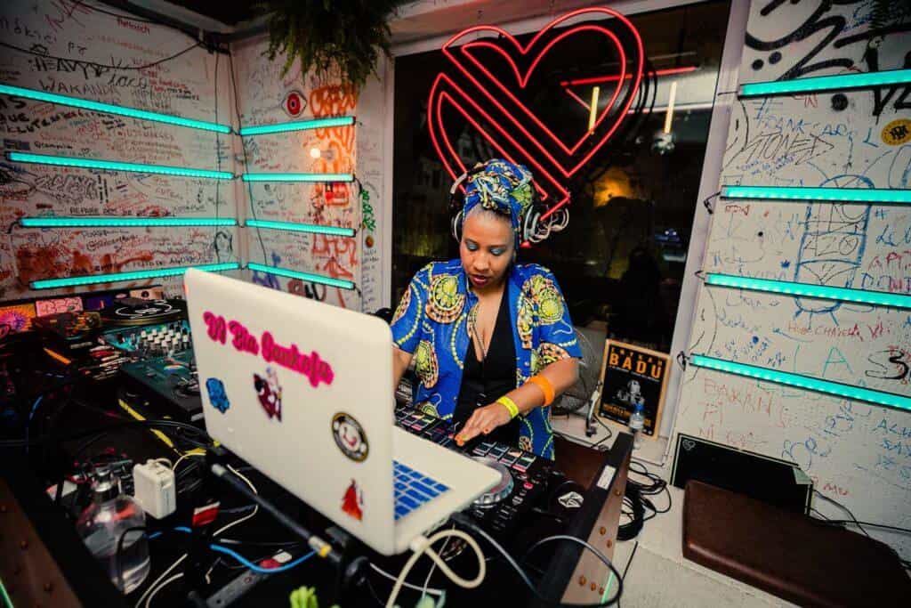 Mãos Empoderadas realiza mostra cultural gratuita