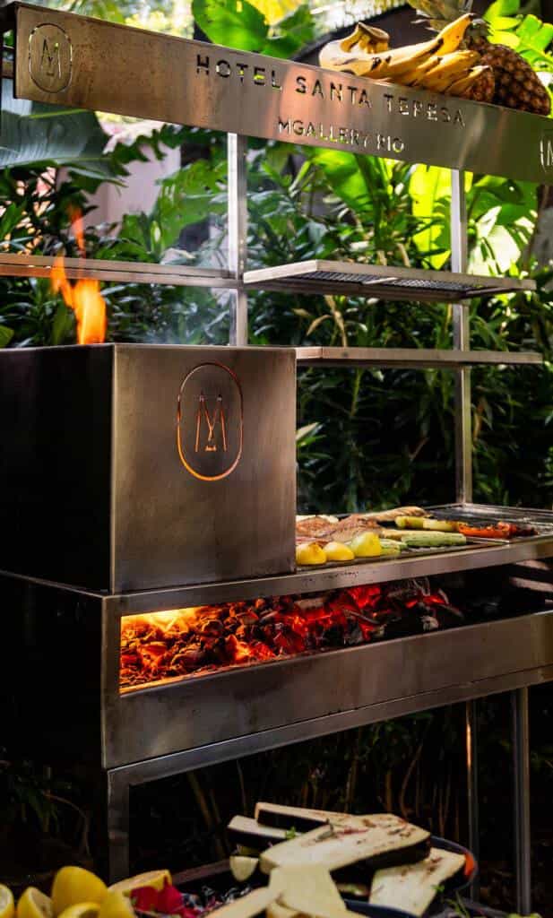 Tradicional barbecue com a inclusão de carnes nobres no cardápio