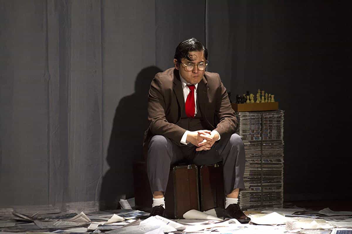 O Legítimo Pai da Bomba Atômica no Teatro