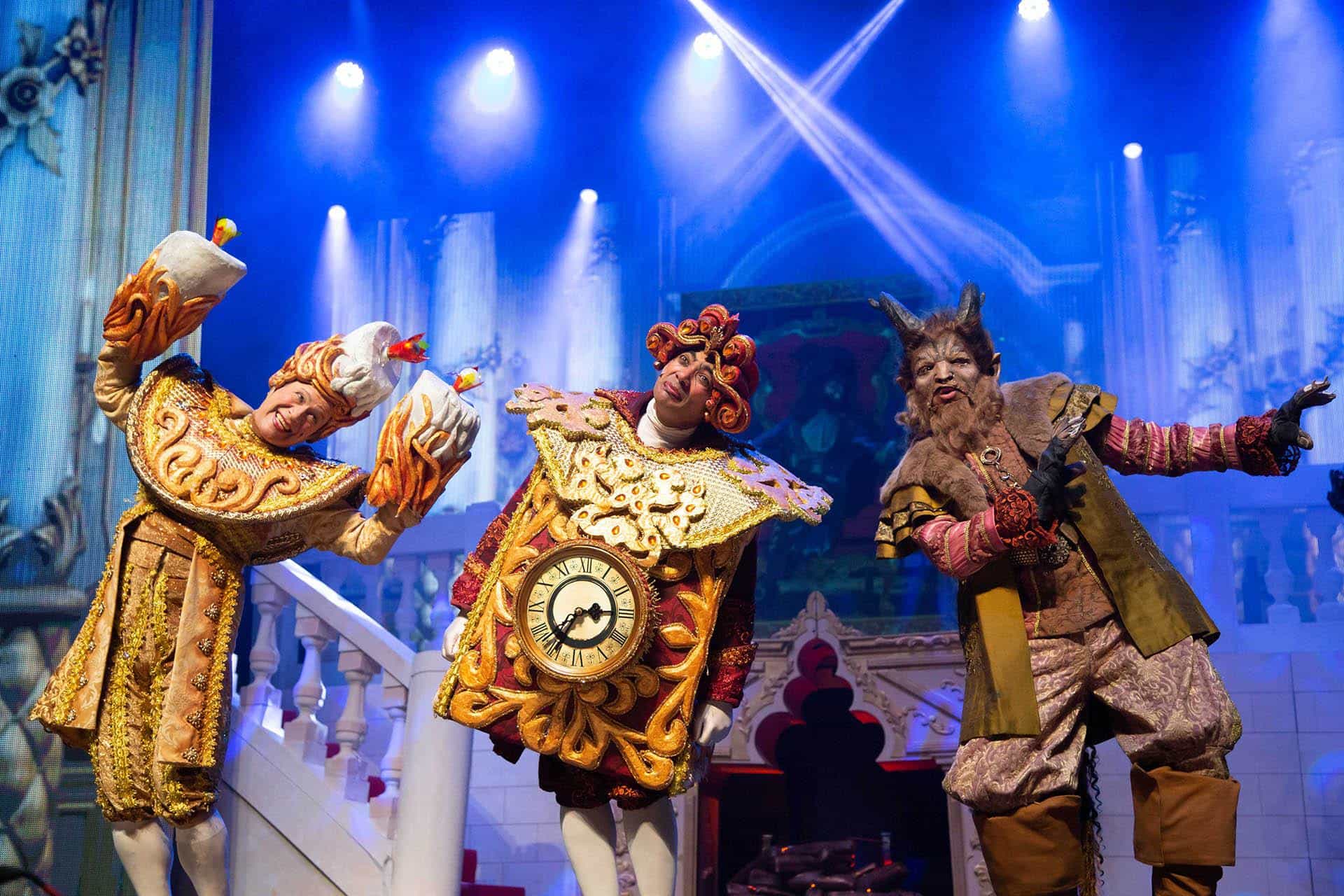 A Bela e a Fera - O Musical no palco do Teatro B32