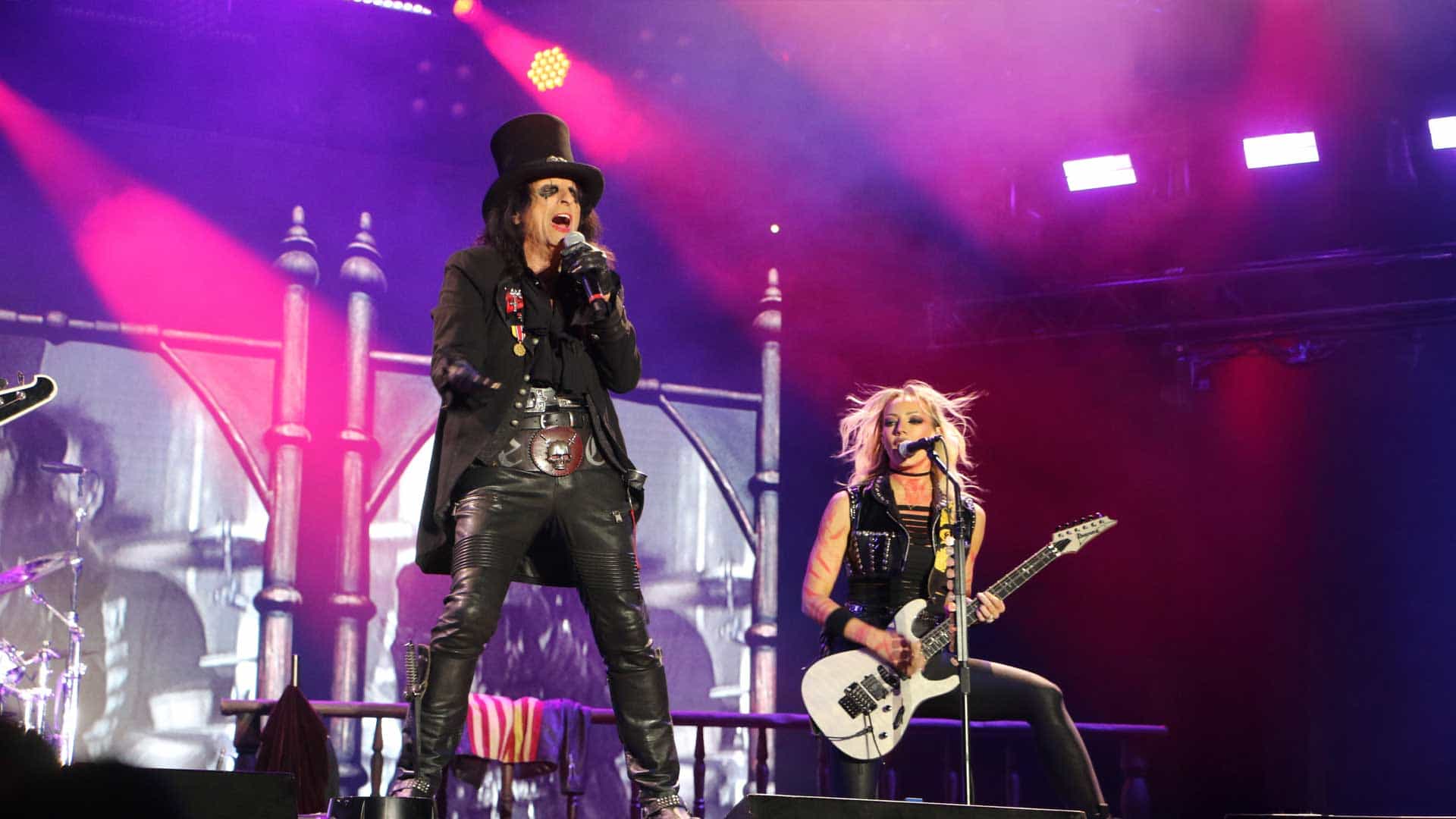 Alice Cooper e Nita Strauss