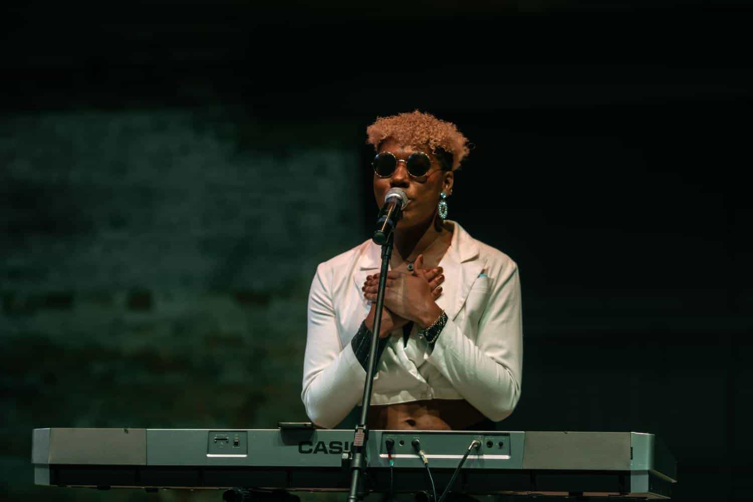 4ª edição do Negras Melodias Show no Teatro de Contêiner