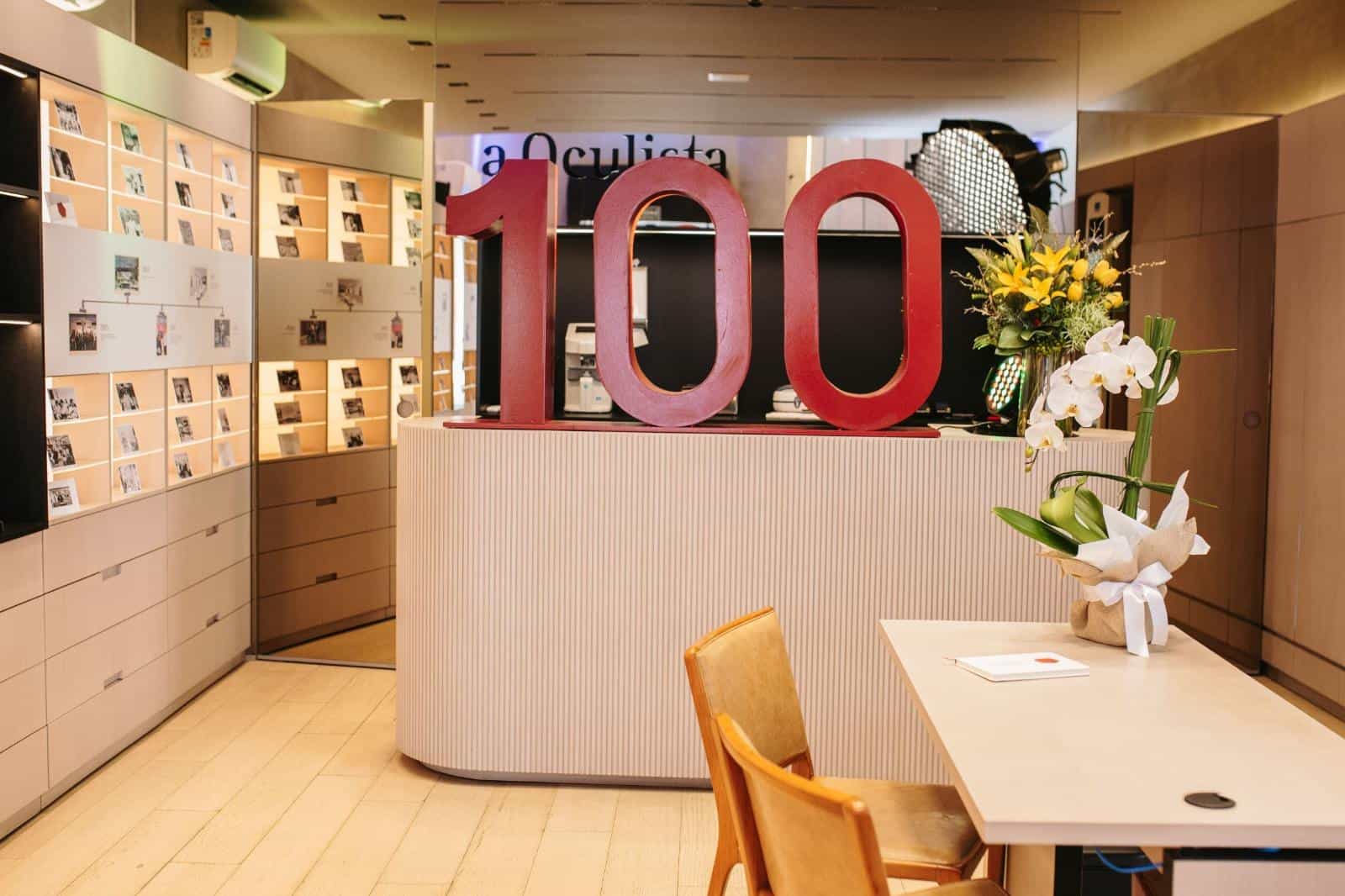 Rede de Óticas completa 100 anos com coquetel em SP
