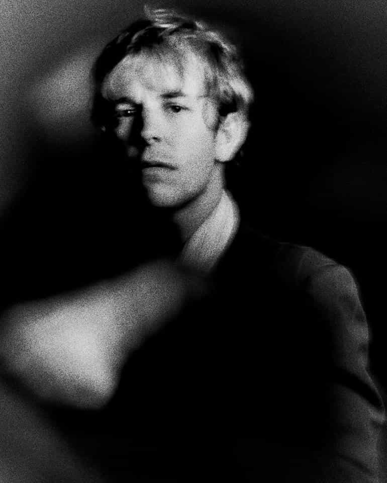 Tom Odell lança seu novo álbum “A Wonderful Life”