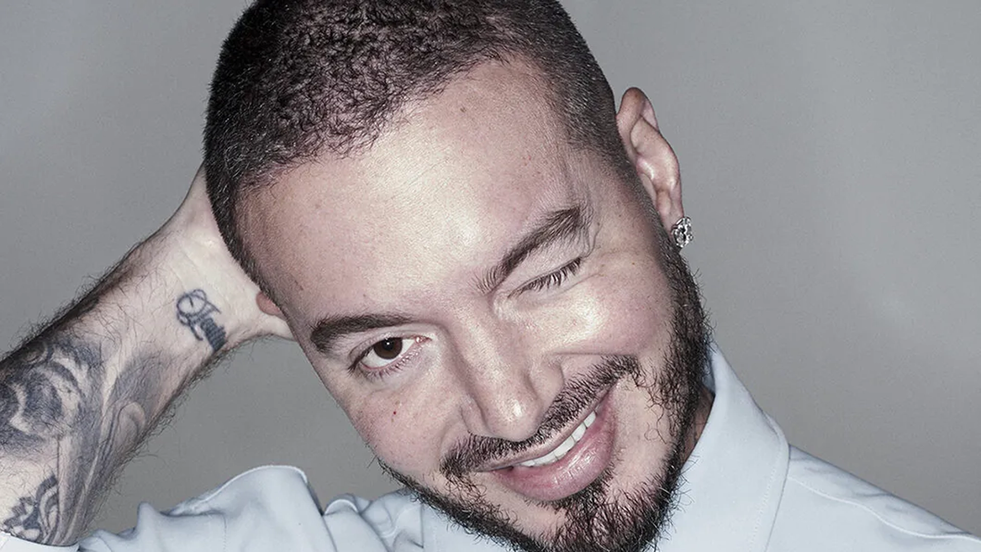 Agora no palco Skyline do The Town: J Balvin