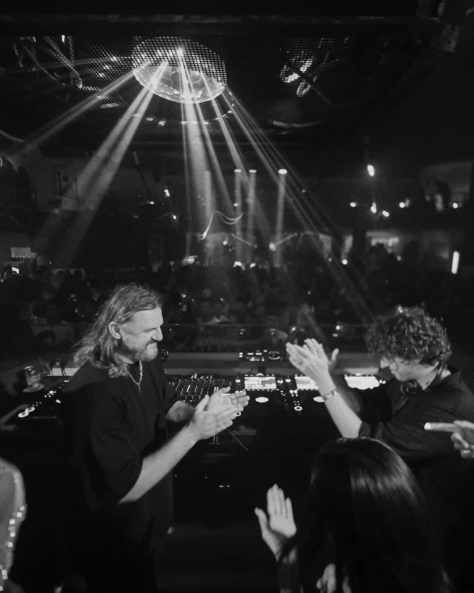 Remixes de "Waited All Night", assinados por Solomun