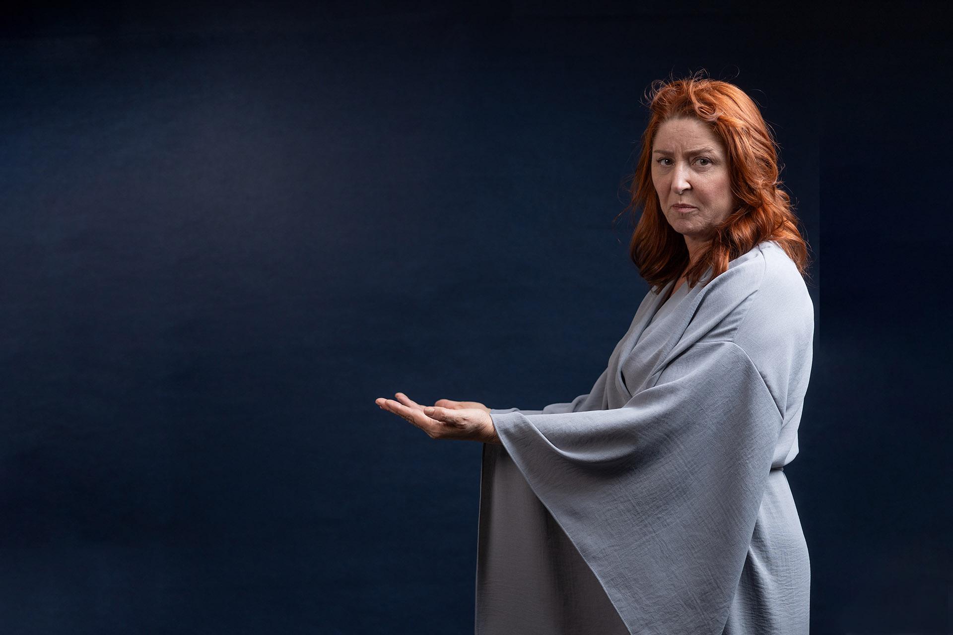 Volta aos palcos no solo Etiqueta do Luto