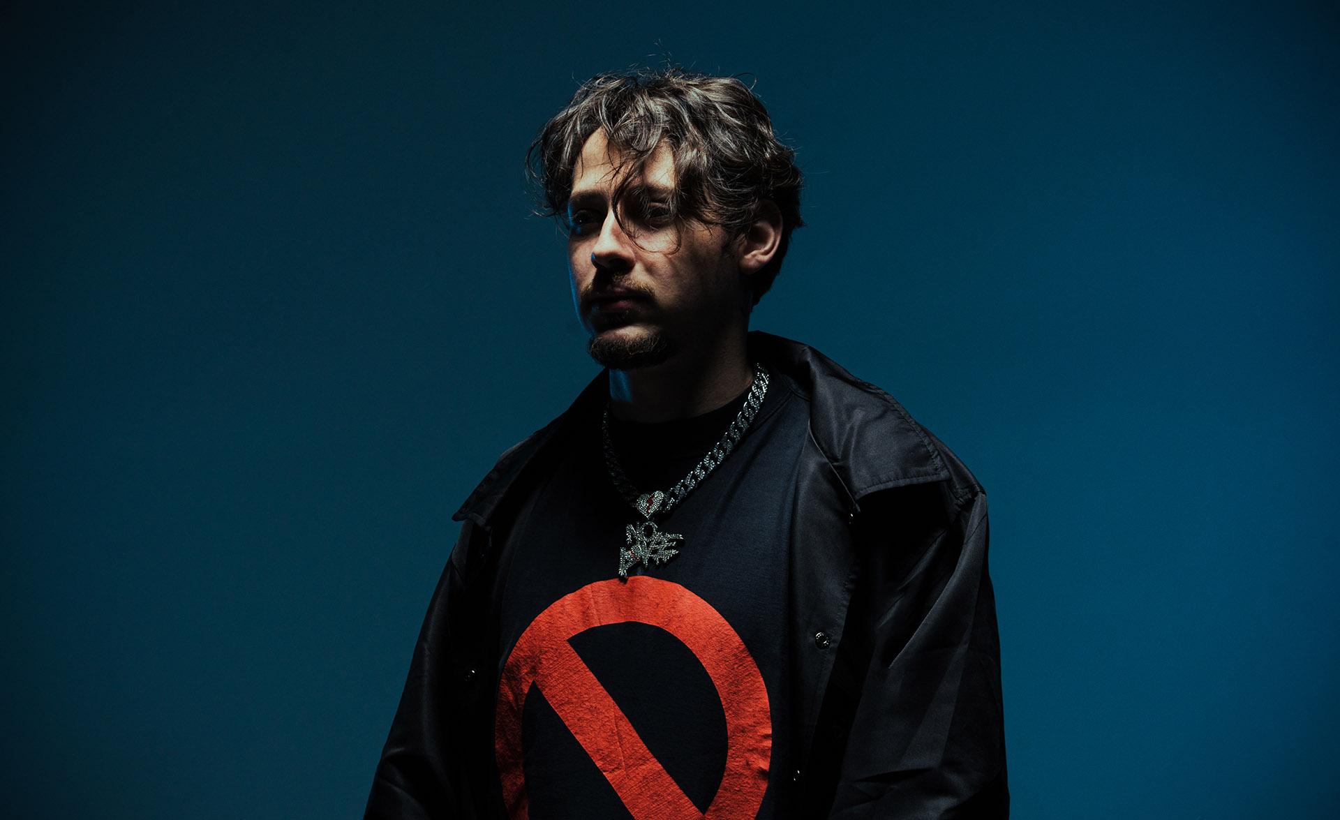 Said une adrenalina e música eletrônica em "Tokyo"