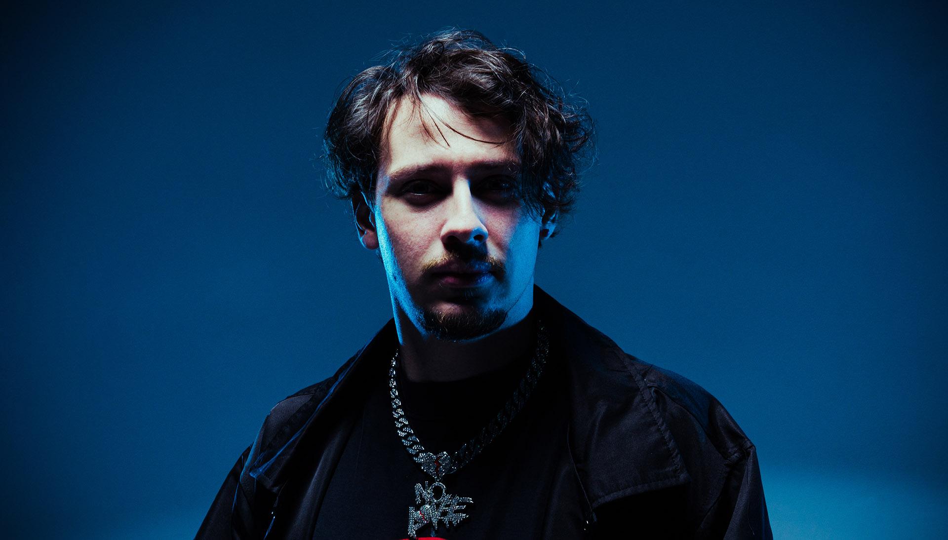 Said une adrenalina e música eletrônica em "Tokyo"