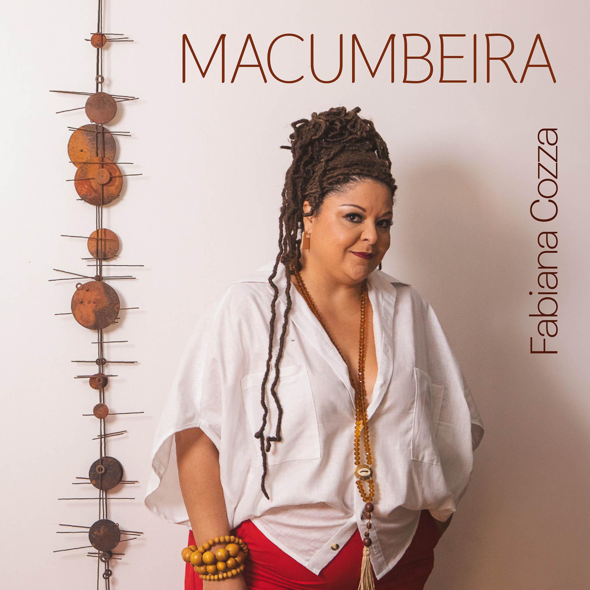 Fabiana Cozza apresenta o single "Macumbeira"
