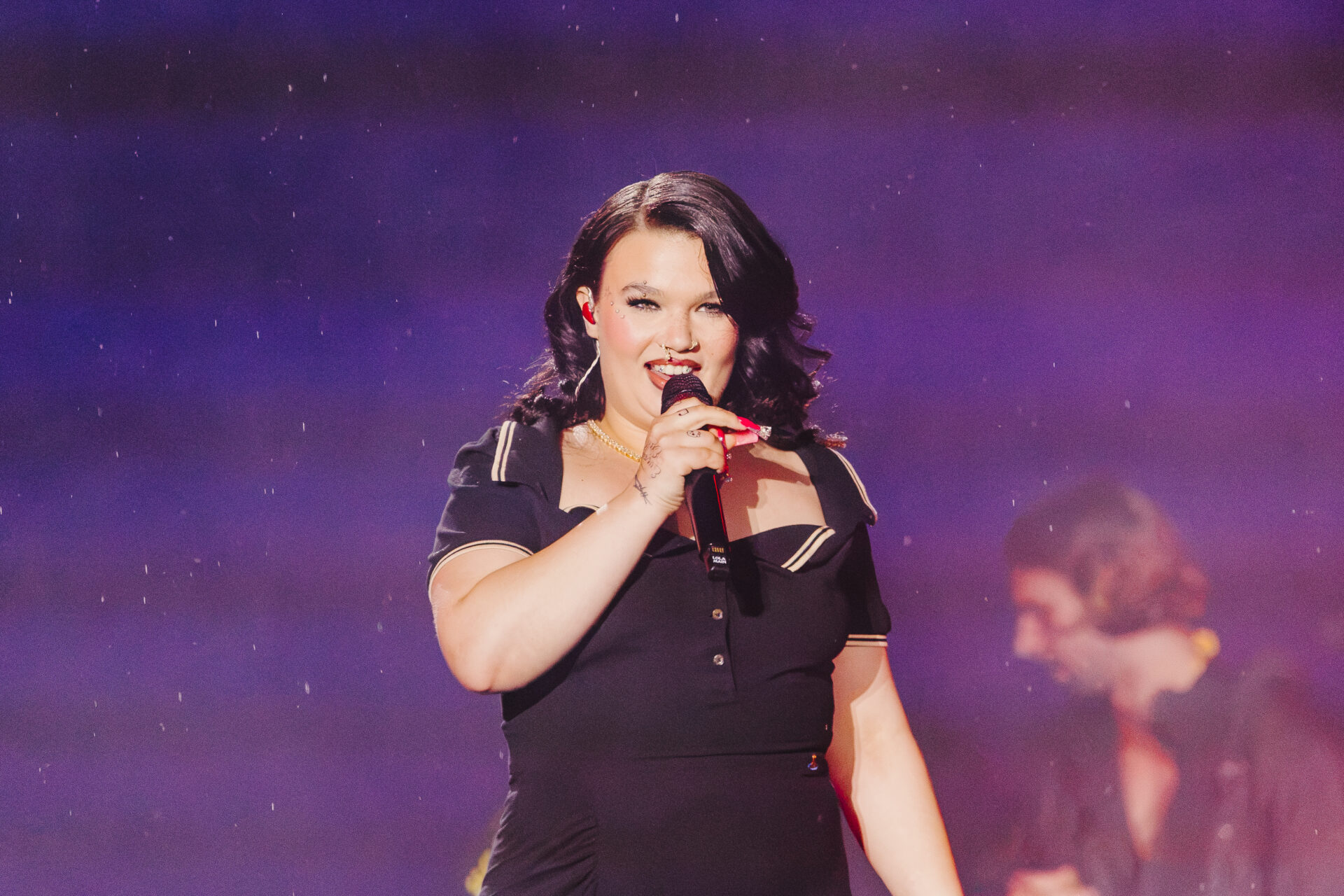 Lola Youbg canta no palco do Rock in Rio / @DIEGOPADILHA