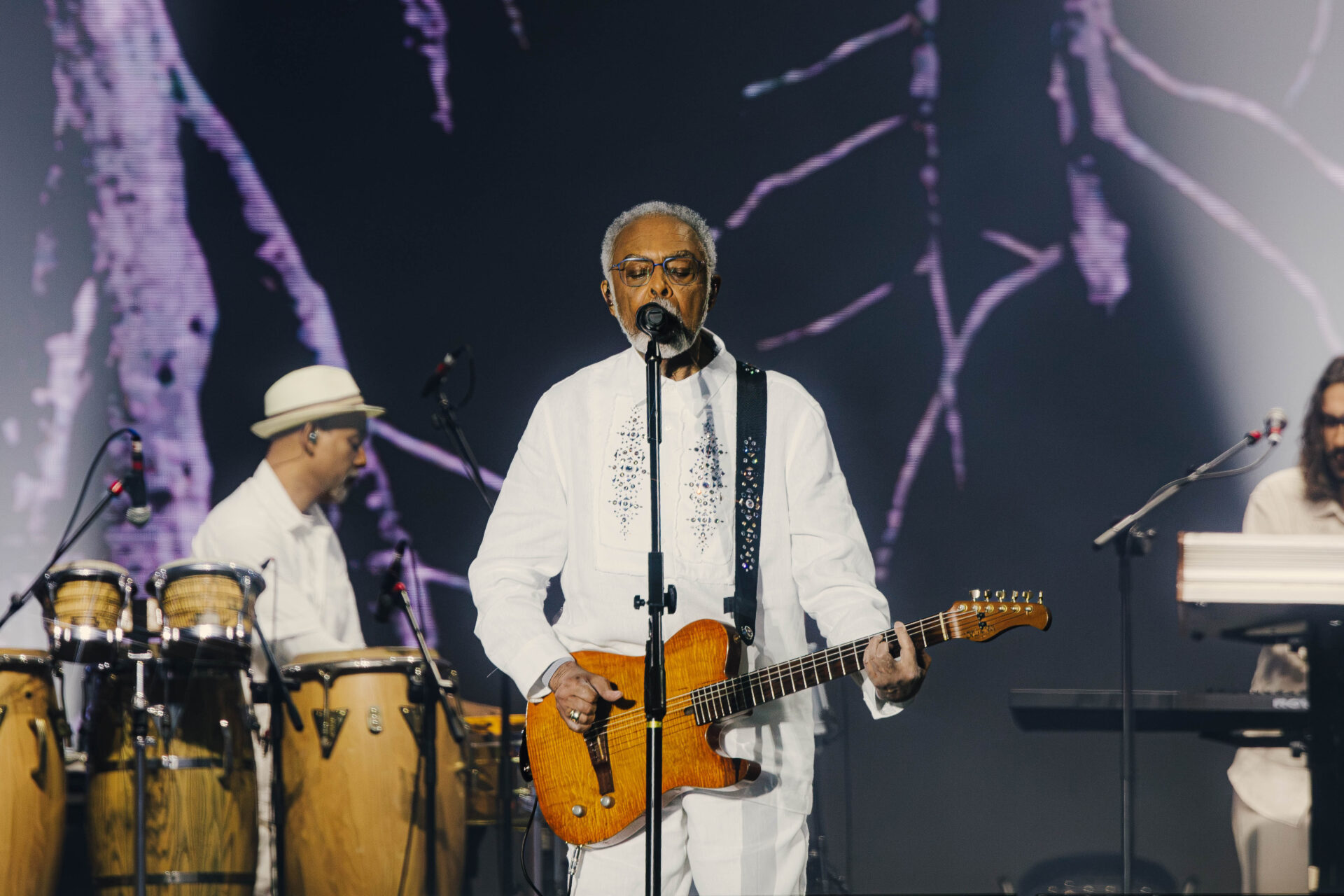 Gilberto GIl encanta a platéia no Rock in Rio / @LARAVALENCAN