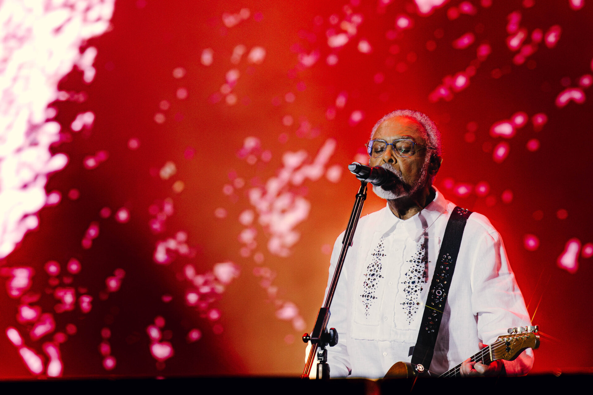 Gil toca seus clássicos no Rock in Rio / Gilberto GIl encanta a platéia no Rock in Rio / @LARAVALENCAN
